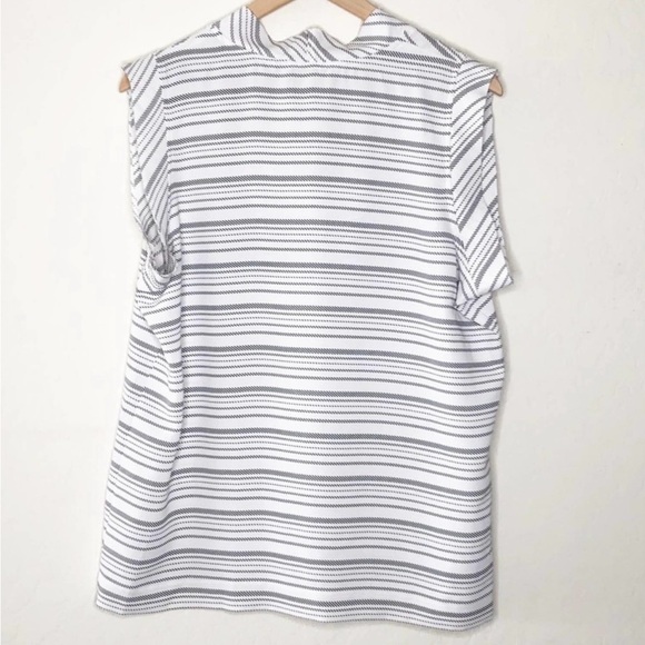 CABI #236 Madeleine White+Black Striped Top sz M - Picture 4 of 5